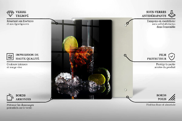 Chopping board glass An earthly drink with ice