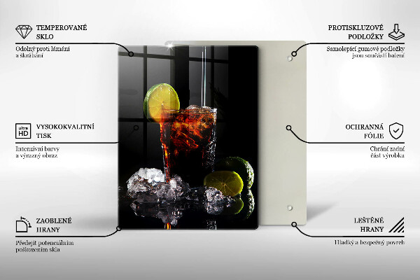 Chopping board glass An earthly drink with ice