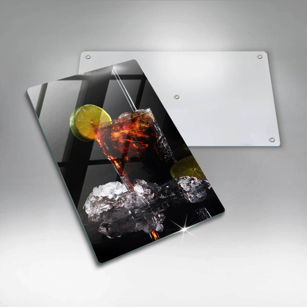 Chopping board glass An earthly drink with ice