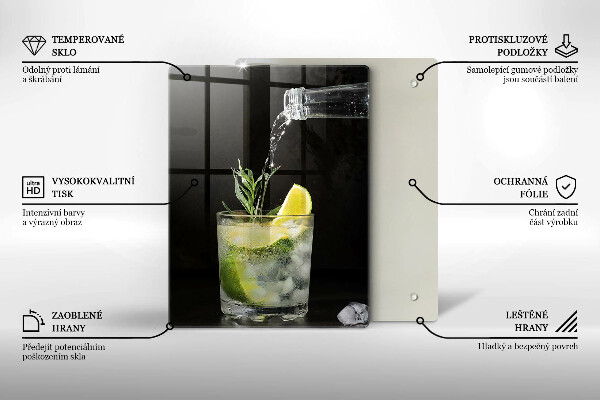 Chopping board glass A glass of water