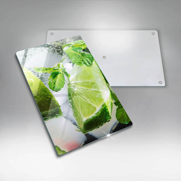 Chopping board glass Water with lime and ice