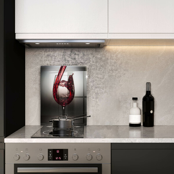 Chopping board glass Glass and red wine
