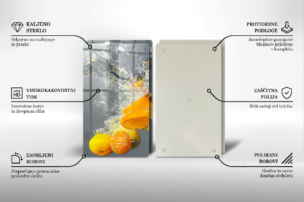 Chopping board Lemons in water