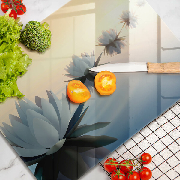 Chopping board Lilie flowers on the water