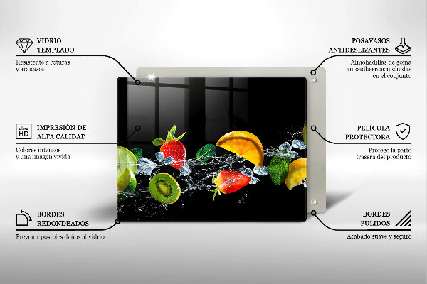 Chopping board Fruits in water