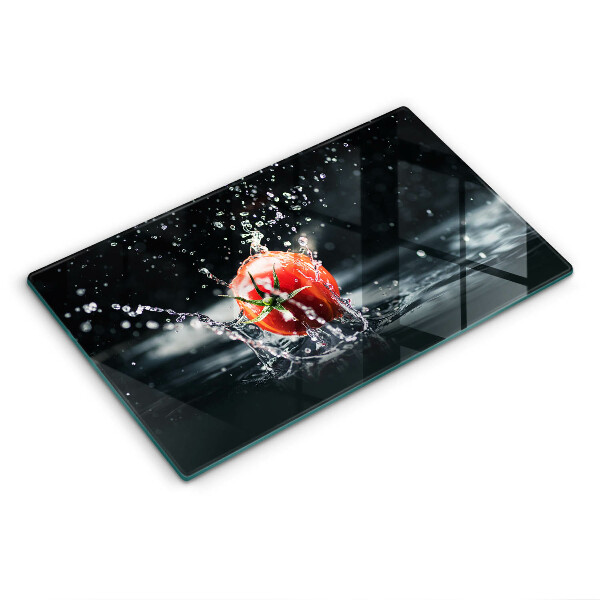 Chopping board Tomato in water