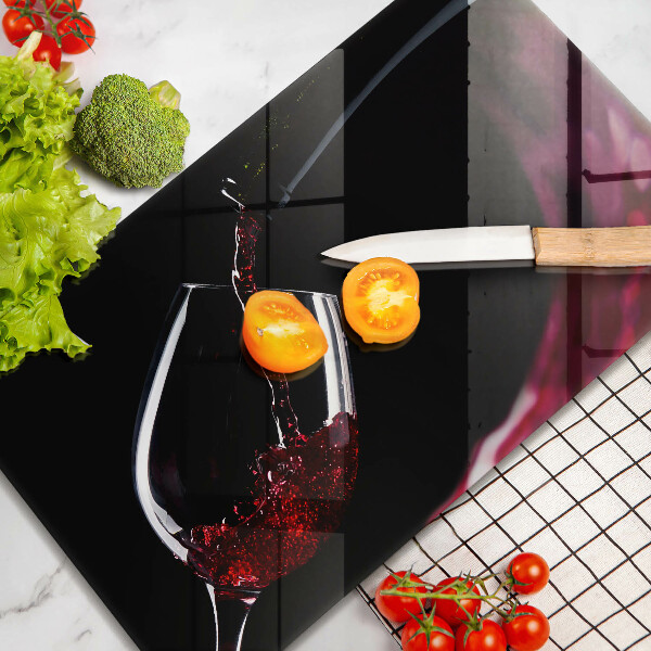 Chopping board Red wine glass