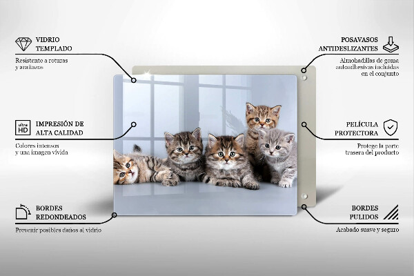 Chopping board Sweet small cats