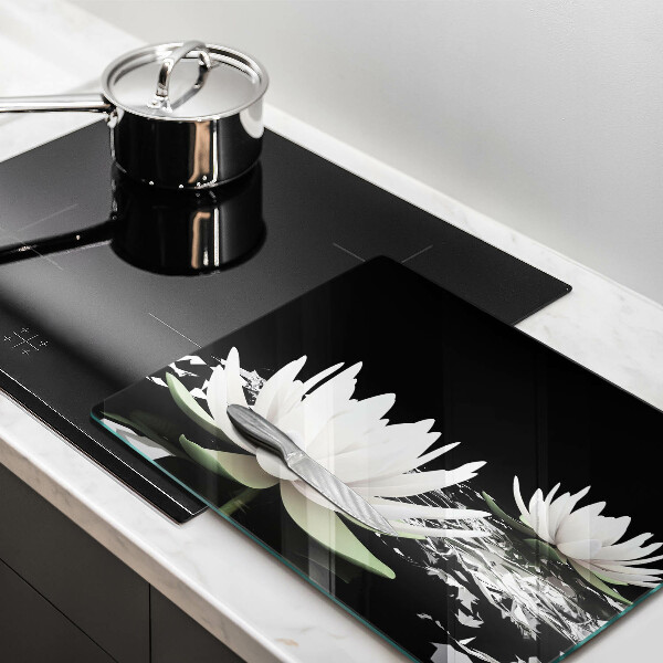 Chopping board White lilies on the water