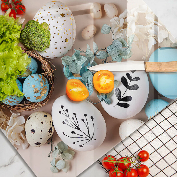 Chopping board Easter decorations