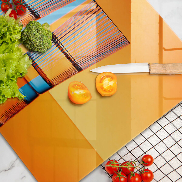 Cutting board Two glasses of water