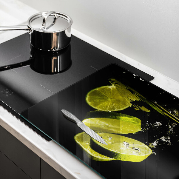 Chopping board glass Lime in water