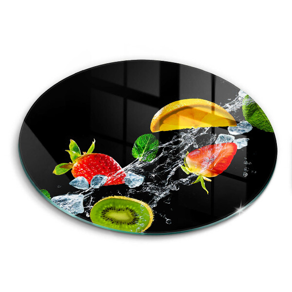 Chopping board Fruits in water