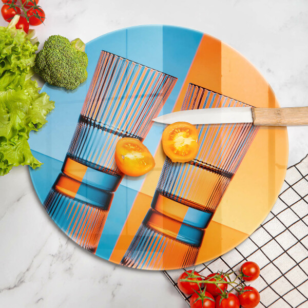 Chopping board glass Two glasses of water