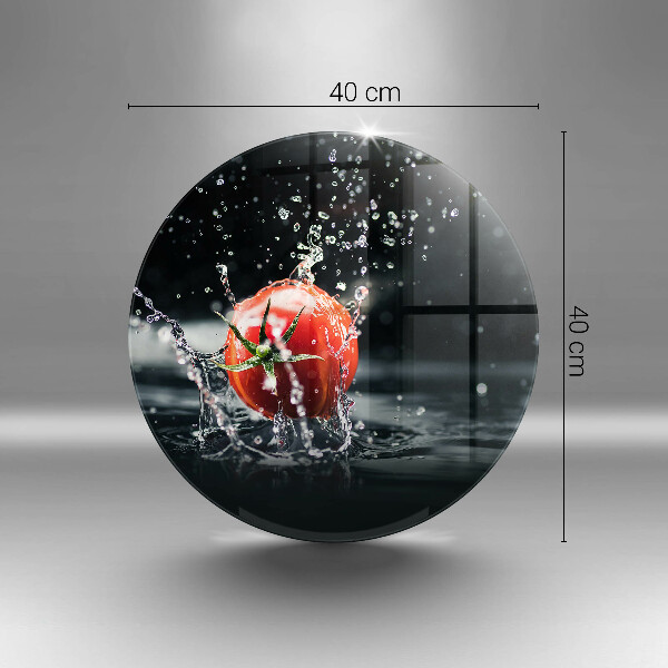 Chopping board Tomato in water