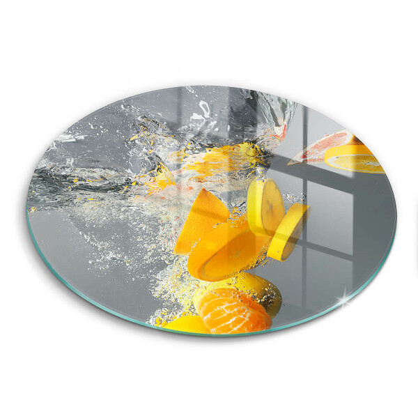 Chopping board Lemons in water