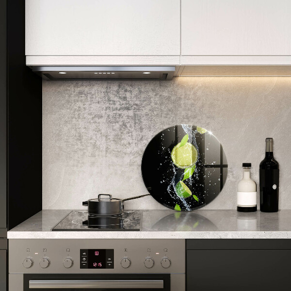 Chopping board glass Juicy lime in water