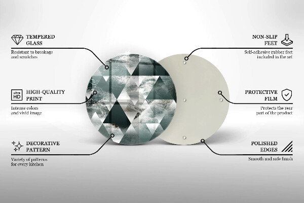 Chopping board glass Triangles and water