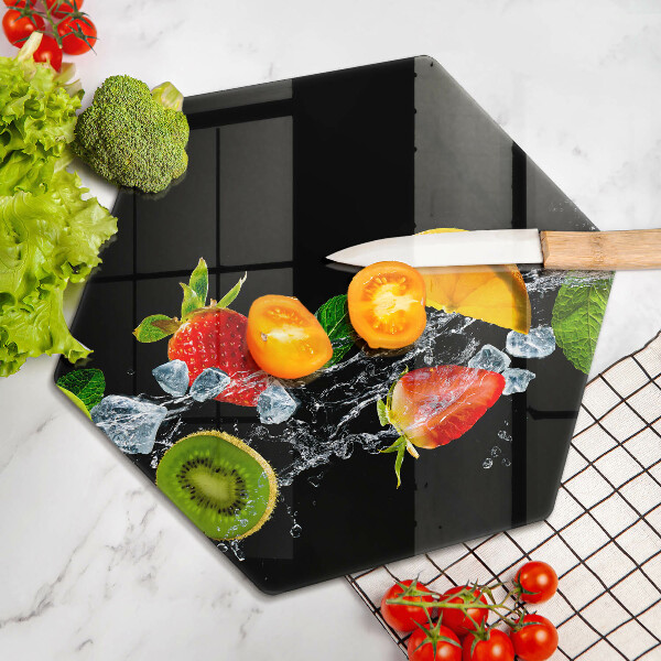 Chopping board Fruits in water