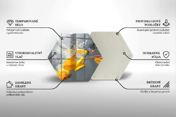 Chopping board Lemons in water