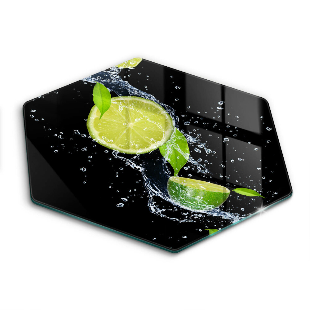 Chopping board Juicy lime in water