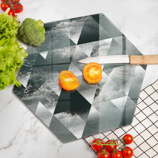 Chopping board Triangles and water
