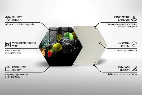 Chopping board Fruits in water