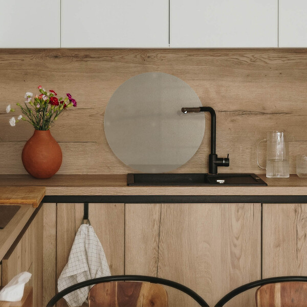 Glass kitchen board with a 15.7 in diameter