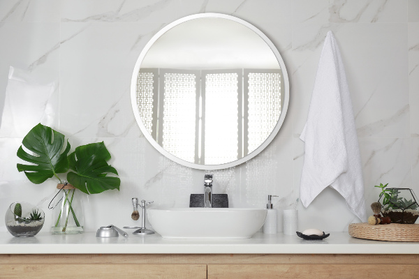 Round bath mirror with white frame 100 cm