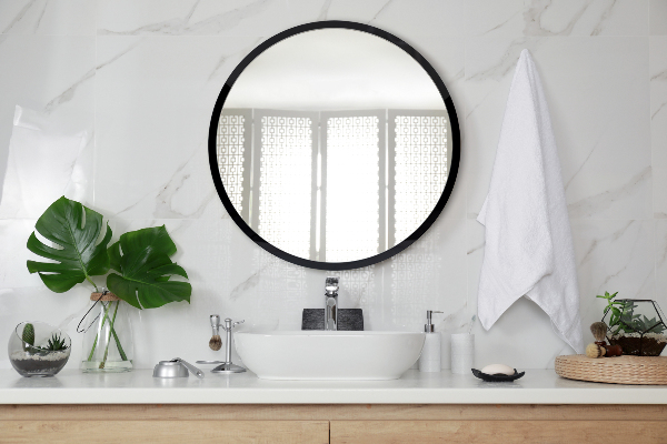 Round bathroom wall mirror black frame 50 cm