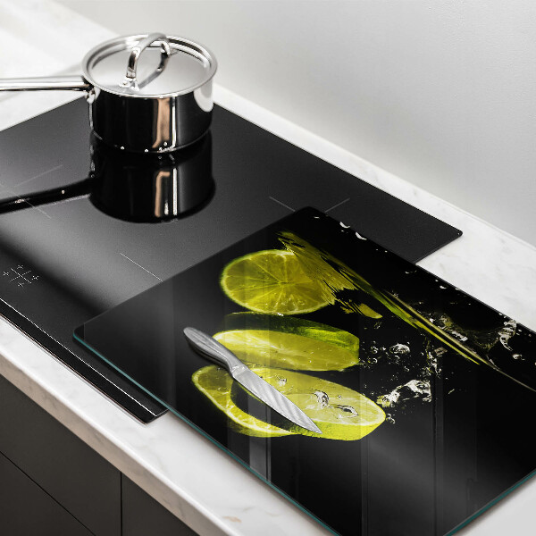Kitchen worktop saver Lime in water