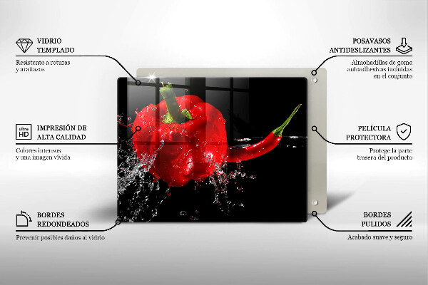 Worktop saver Red peppers in water