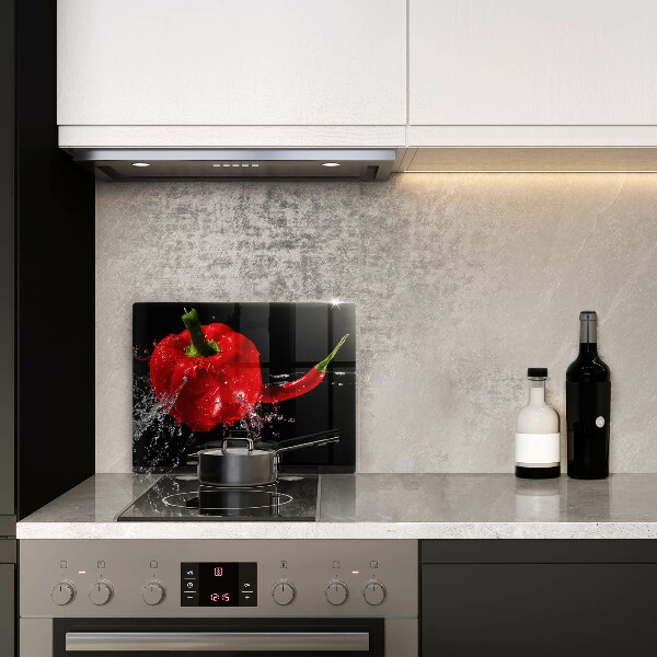 Worktop saver Red peppers in water