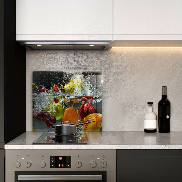 Kitchen worktop saver Juicy fruit in water