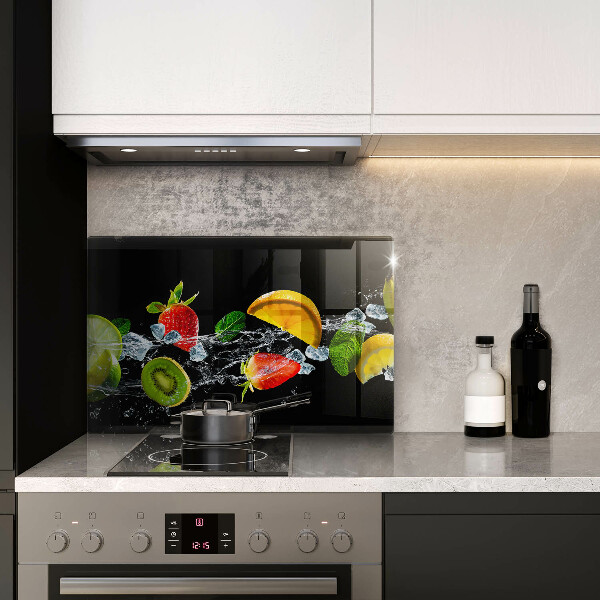 Kitchen worktop saver Fruits in water