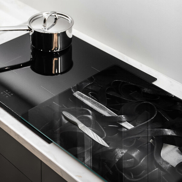 Kitchen worktop saver Black tagliatelle pasta