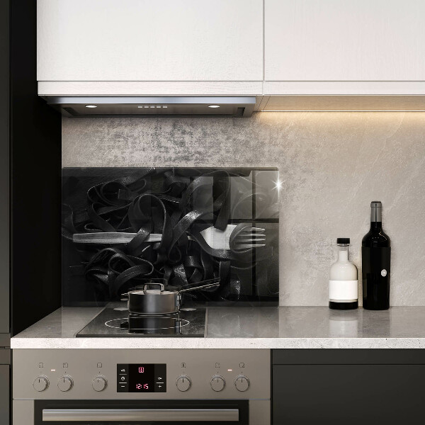 Kitchen worktop saver Black tagliatelle pasta