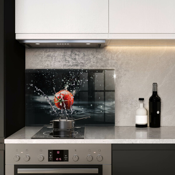 Worktop saver Tomato in water