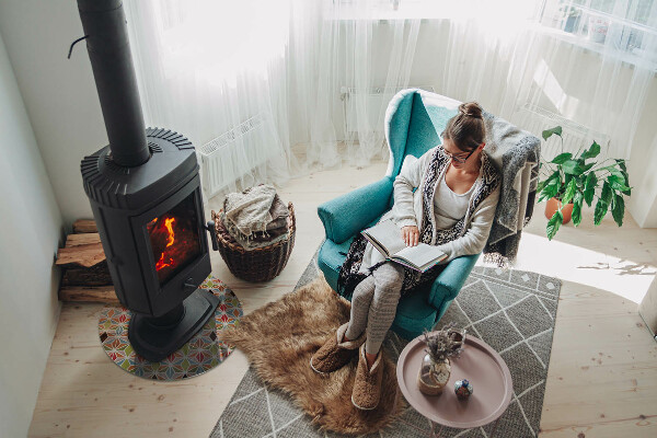 Round glass hearths for wood burners Polygonal patterns in a grid