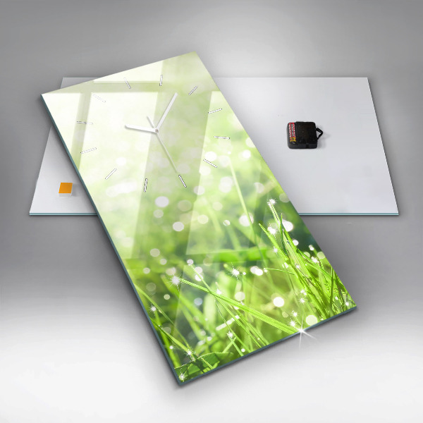 Vertical wall clock Green grass