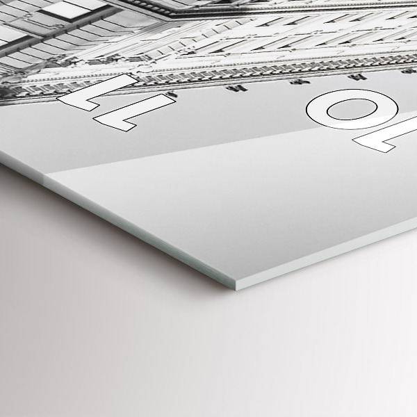 Vertical wall clock Manhattan and Taxis