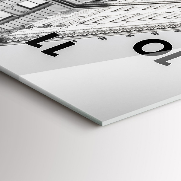 Vertical wall clock Manhattan and Taxis