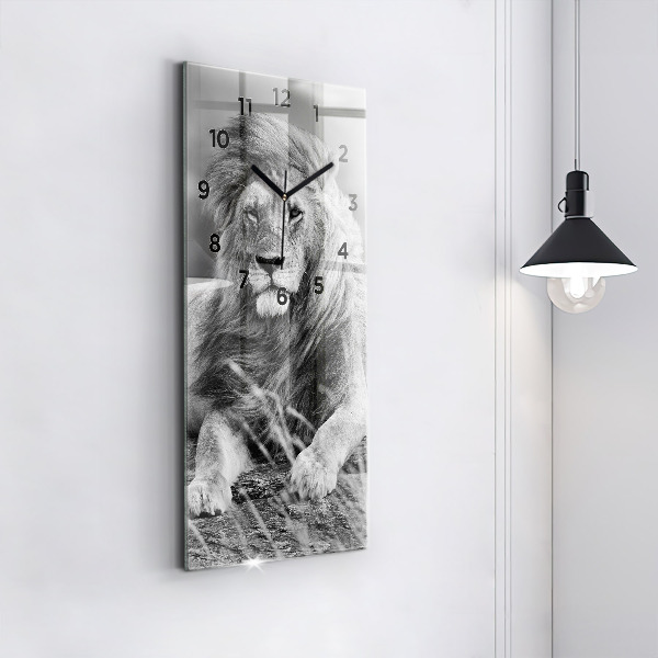 Vertical wall clock Abstraction - Lion
