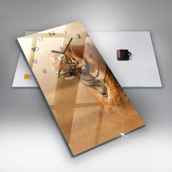 Vertical wall clock Hunting Tiger