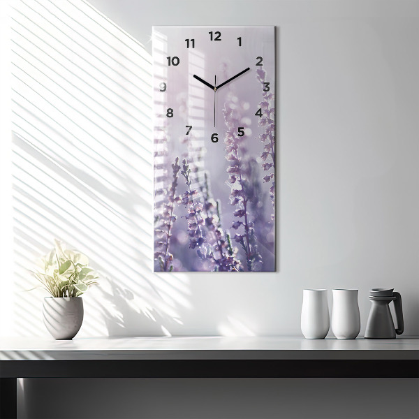 Vertical wall clock Abstraction