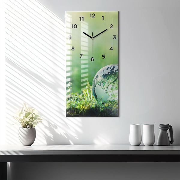 Vertical wall clock Globe
