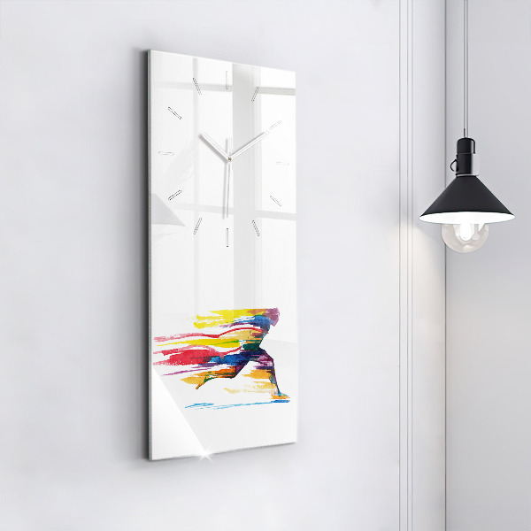 Vertical wall clock Runner illustration