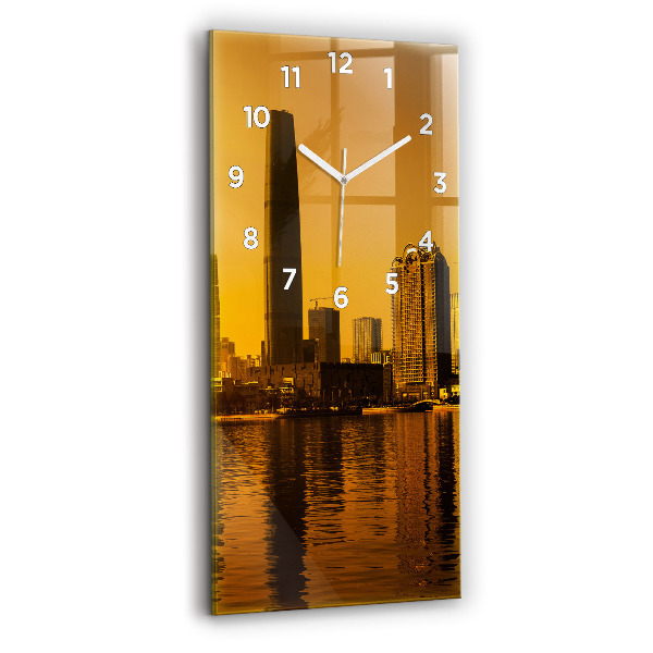 Vertical wall clock Zhujiang River