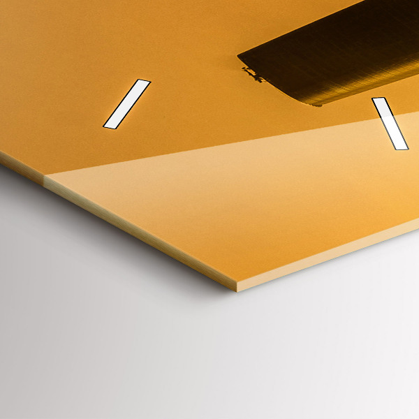 Vertical wall clock Zhujiang River