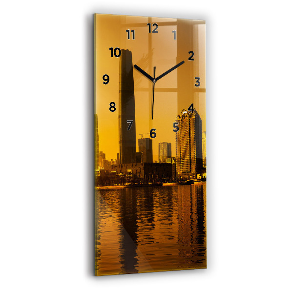 Vertical wall clock Zhujiang River